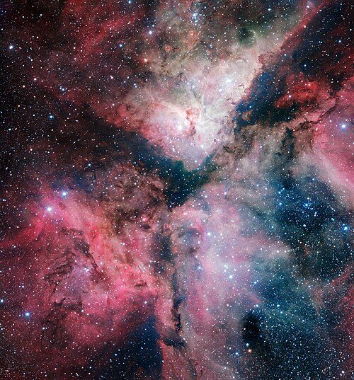 The spectacular star-forming Carina Nebula imaged by the VLT Survey Telescope